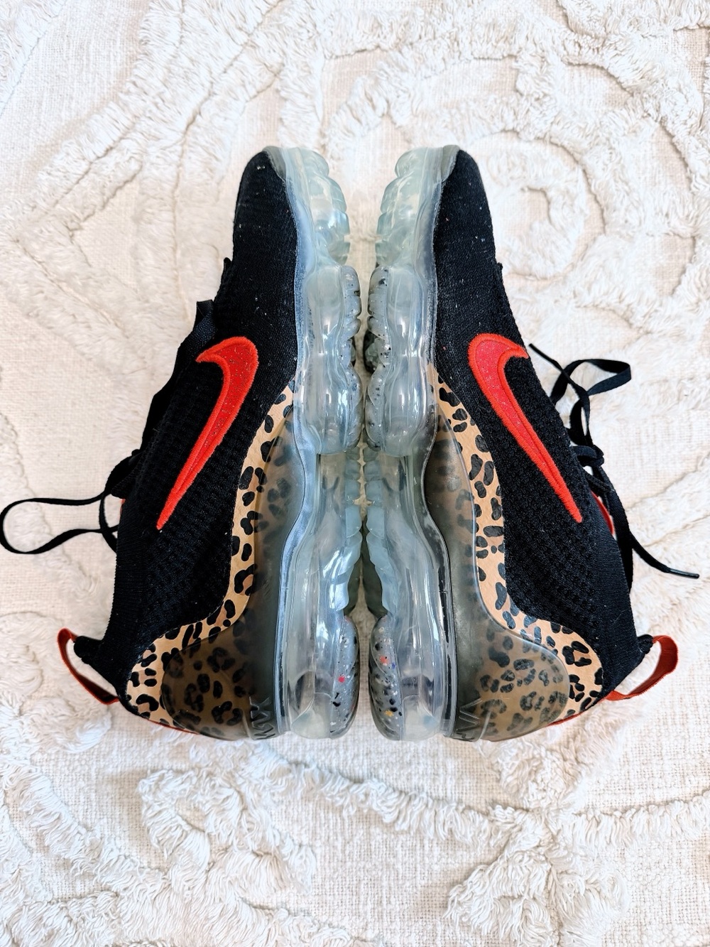 Nike Air VaporMax 2021 Flyknit Leopard Black Red Women’s 9 Sneakers EUC